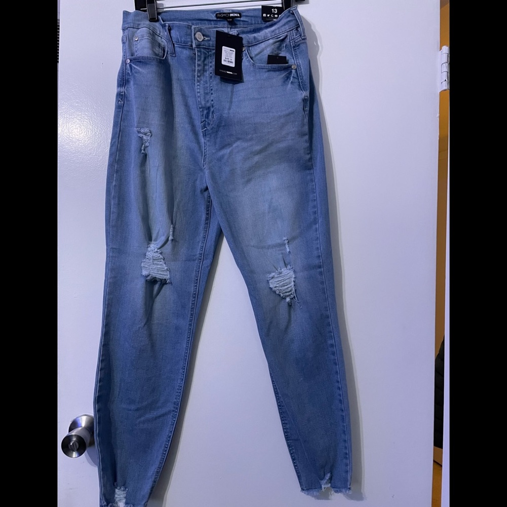 Brand new, never worn. Forgot that I even had them.